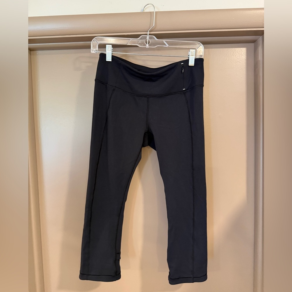 Black cropped capri Leggings CALIA Carrie underwood